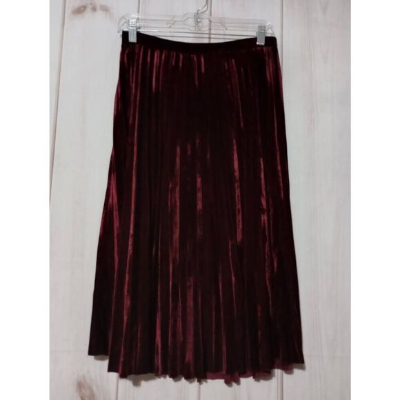 Soprano Skirt Ladies Medium Velvet Maroon Midi Pleated‎ Pull On Waist - Picture 1 of 6